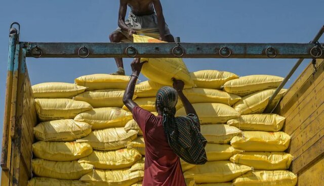 تعطیلی کارخانه‌های اوره هند در پی توقف تامین خوراک گاز