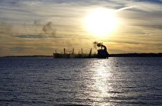 نفتکش‌ها از بندر فجیره امارات دوری می‌کنند