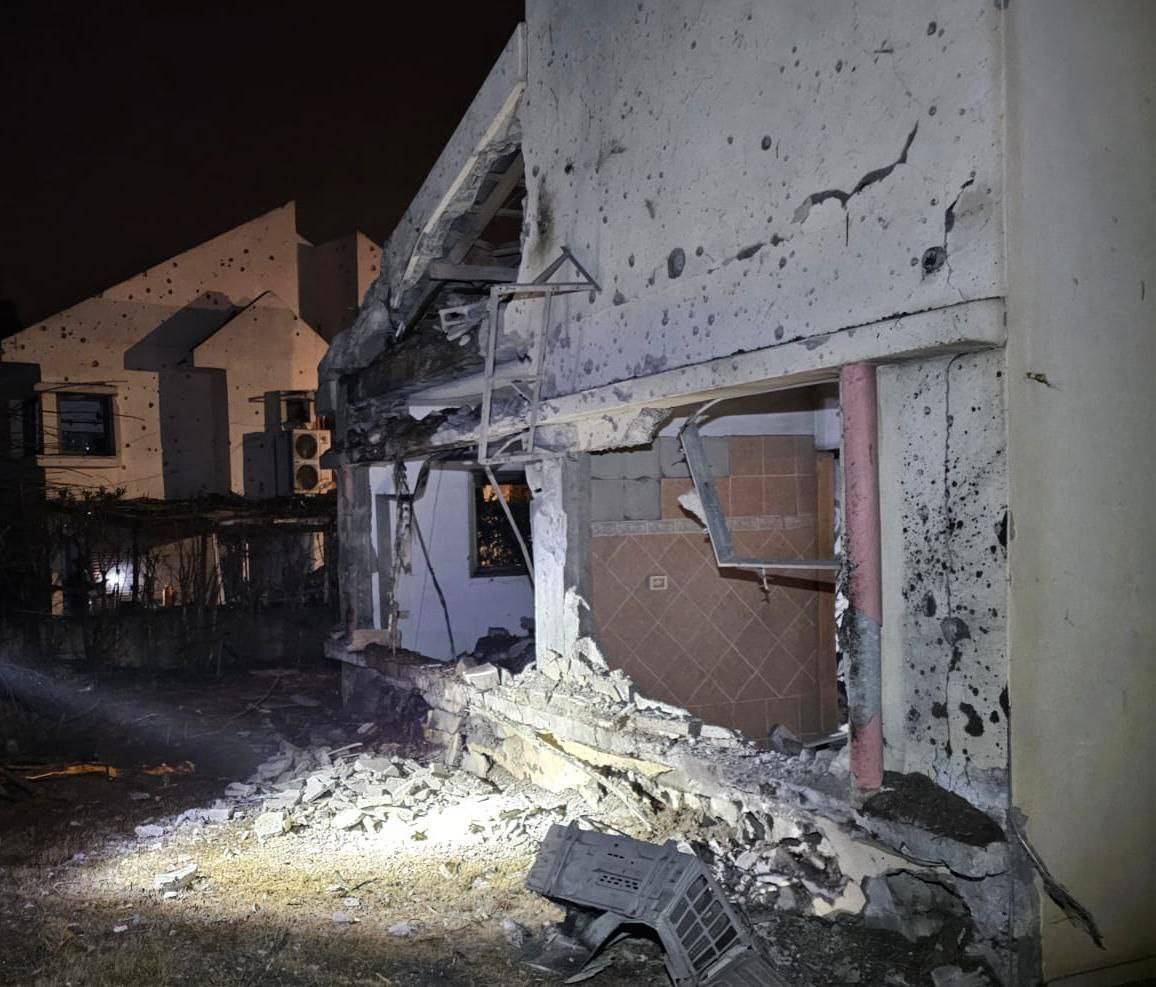 روز سیزدهم/اجرای موج چهلم وعده صادق ۴/آوار موج هماهنگ پهپادی و موشکی ایران و حزبالله بر سر اسرائیل/بروزرسانی میشود روز سیزدهم/اجرای موج چهلم وعده صادق ۴/آوار موج هماهنگ پهپادی و موشکی ایران و حزبالله بر سر اسرائیل/بروزرسانی میشود