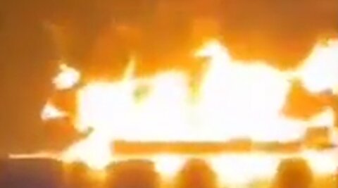 تصاویر به آتش کشیده شدن نفتکش آمریکا با اصابت شهپاد