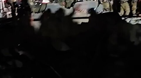 تصاویر گودال عظیم تل آویو بر اثر اصابت موشک ایران