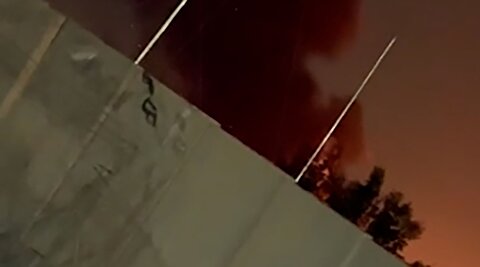 تصاویر آتش کشیدن شدن پایگاه آمریکا در فرودگاه بغداد