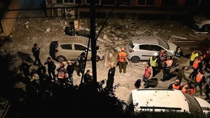 روز بیستم/موج جدید حملات به تل&zwnj;آویو/پاسخ متقابل نیروهای مسلح تاسیسات آمریکایی را به آتش کشید/ بروزرسانی می شود