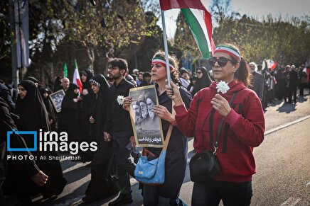 عکس: تصویری جالب توجه از تشییع پیکر شهید لاریجانی