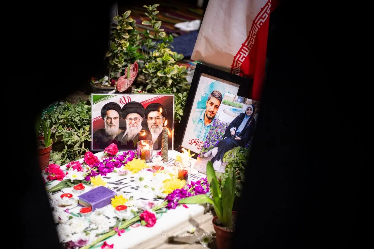 سال نو در بهشت زهرا(س) با شهدای رمضان/ عکس