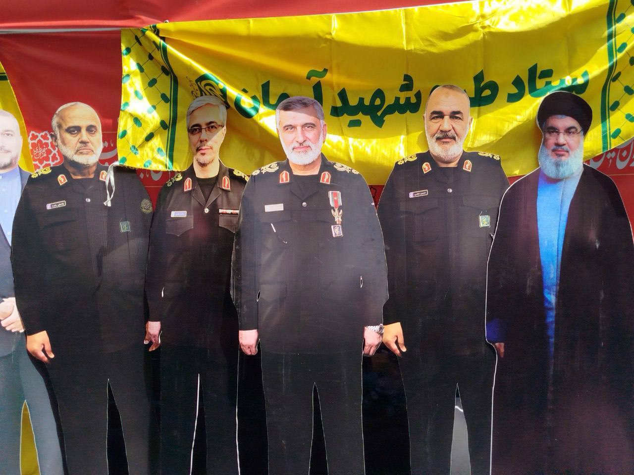 بدرقه با شکوه پیکر شهیدان وطن