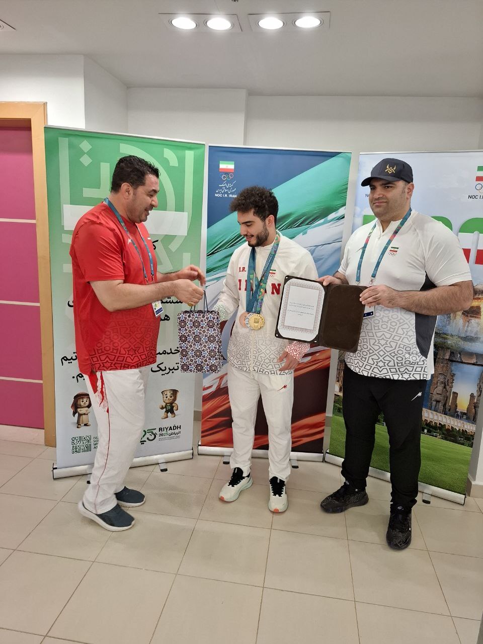 زنده از عربستان| پیروزی کاراته&zwnj;&zwnj;کاهای زنان ایران/ دو شناگر به فینال رسیدند