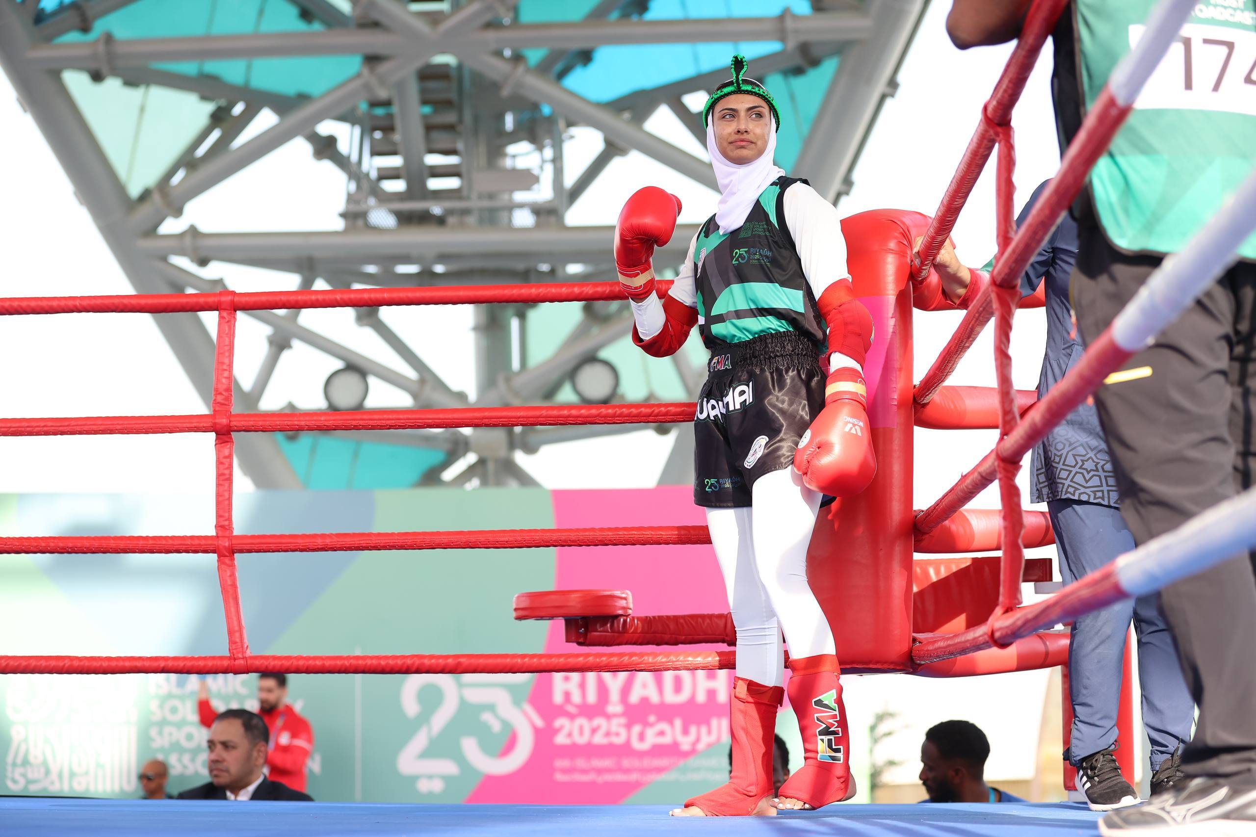 زنده از عربستان| حسینی در وزنه&zwnj;بردای به برنز رسید/ دو شناگر ایران در فینال