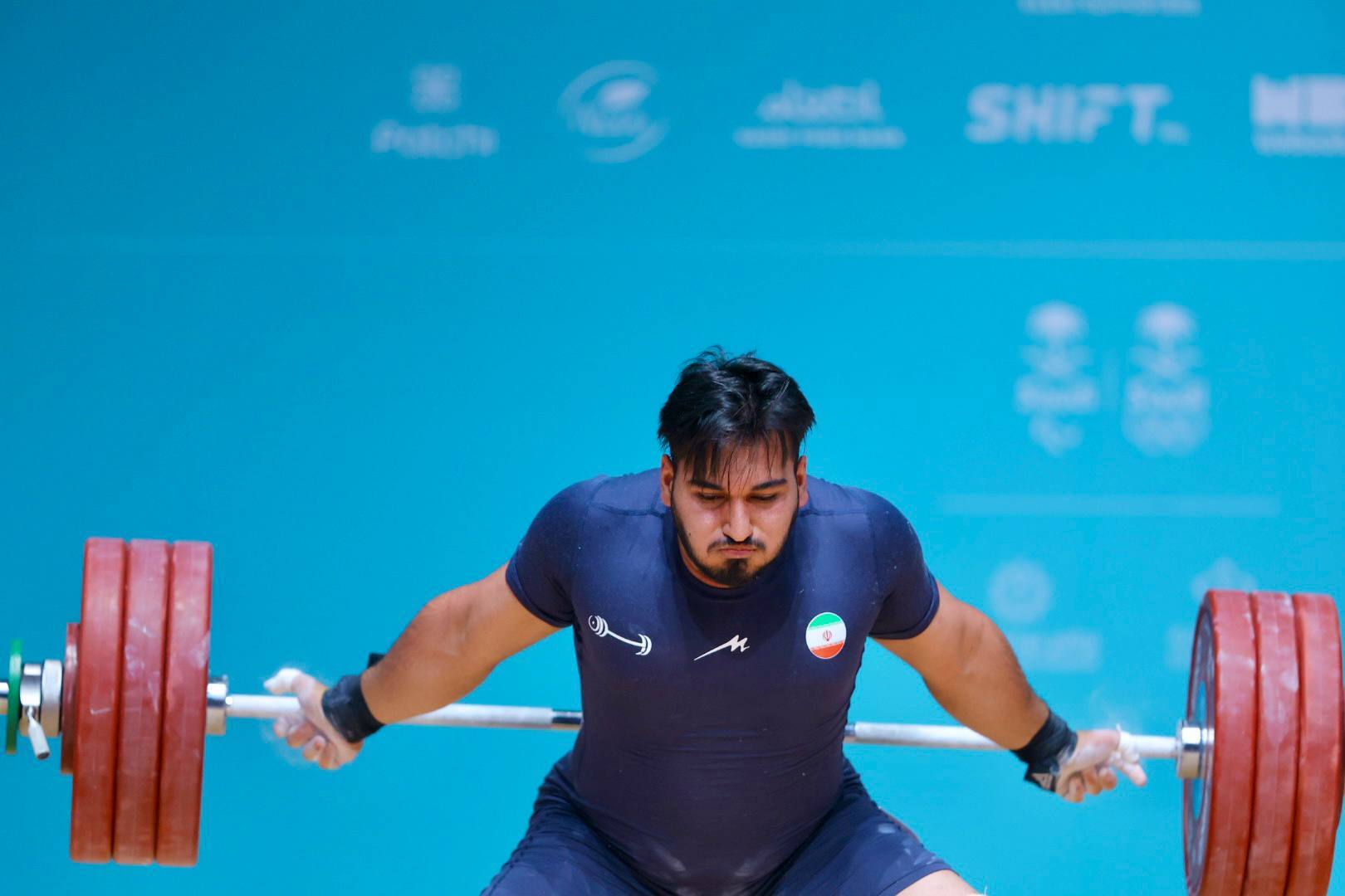 زنده از عربستان| آتوسا گلشادنژاد اولین فینالیست کاراته