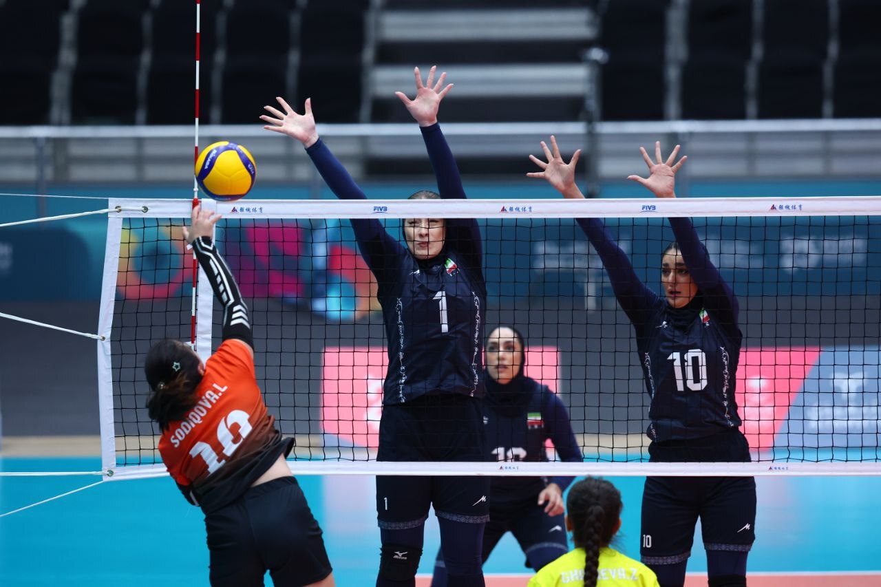 زنده از عربستان| آتوسا گلشادنژاد اولین فینالیست کاراته