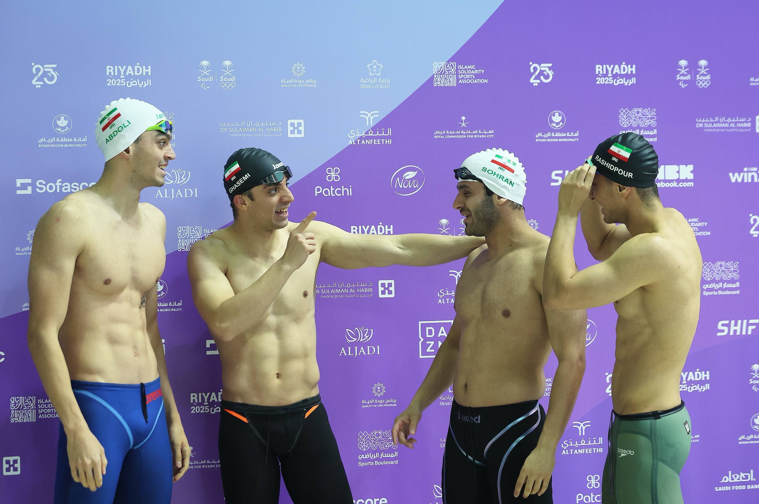 زنده از عربستان| نصیری در یک&zwnj;ضرب اوت کرد، در دوضرب نقره گرفت/ قطعی شدن سه مدال در کاراته و موی&zwnj;تای