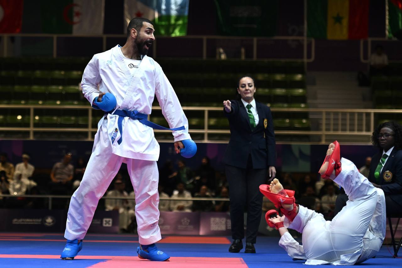 زنده از عربستان| نصیری در یک&zwnj;ضرب اوت کرد، در دوضرب نقره گرفت/ قطعی شدن سه مدال در کاراته و موی&zwnj;تای