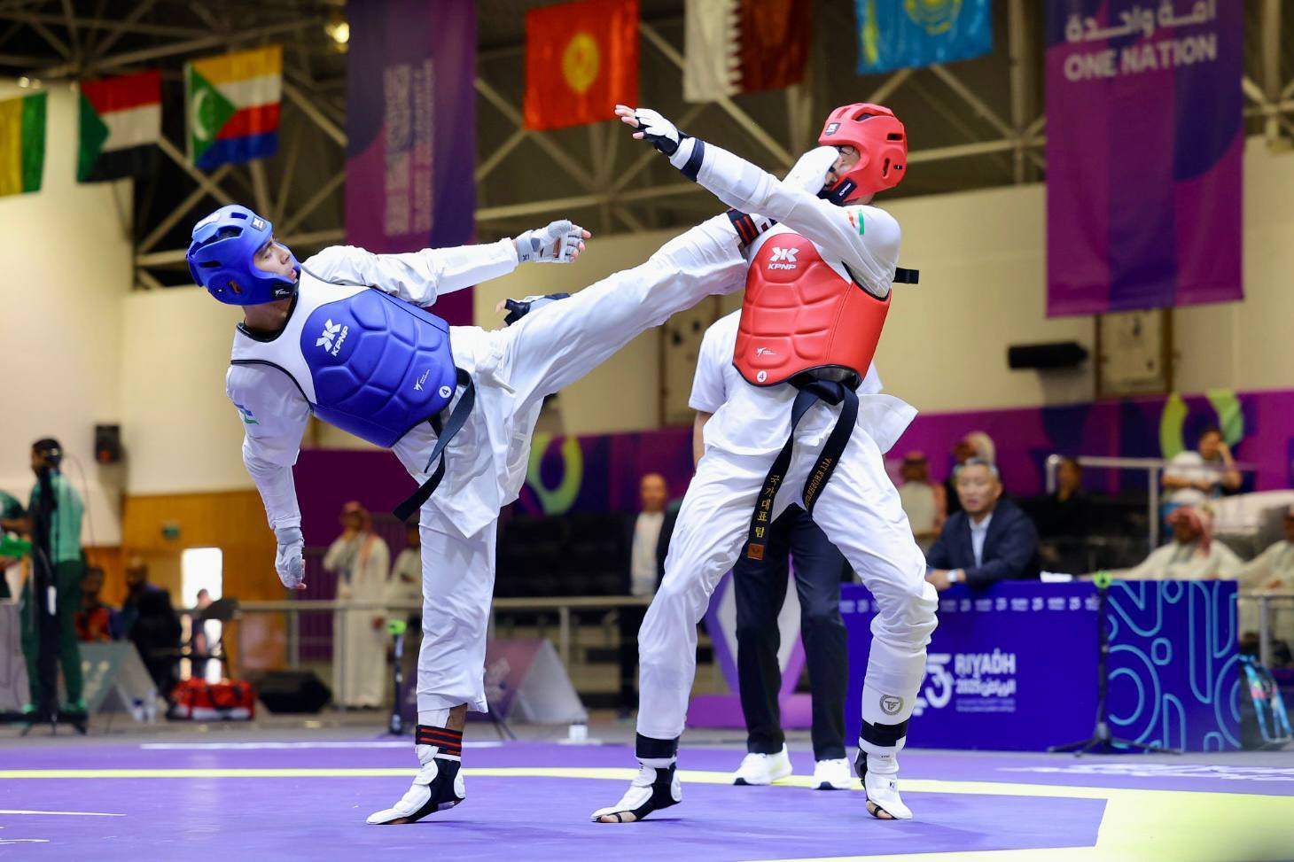 زنده از عربستان| صعود تیم ملی هندبال زنان به نیمه&zwnj;نهایی