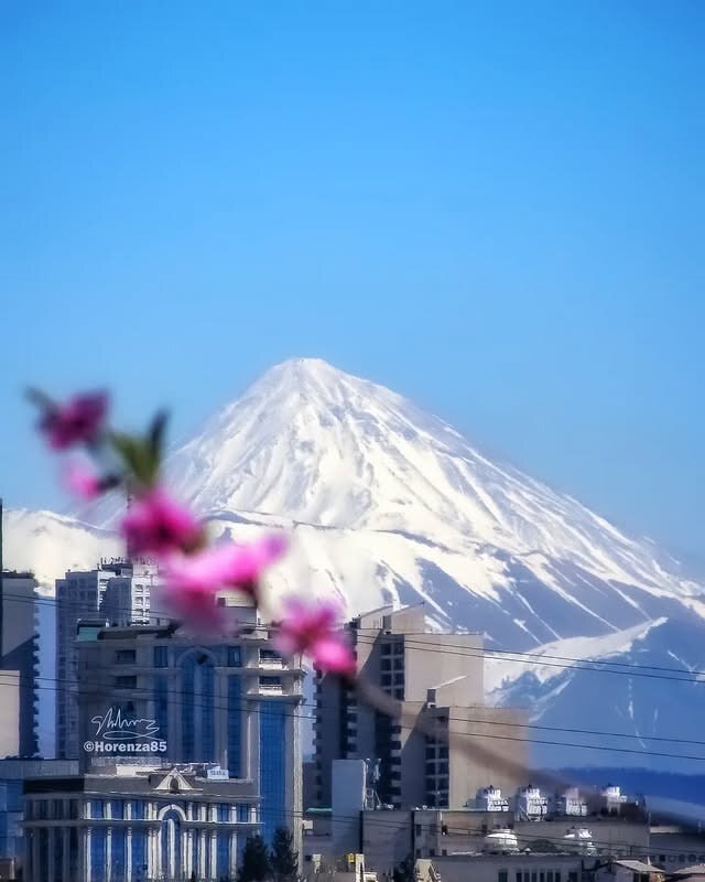 قله زیبای دماوند