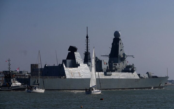 وحشت لندن از ناو&zwnj;های جنگی در خلیج&zwnj;فارس