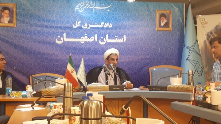 تکذیب اصابت موشک یا بمب به زندان اصفهان