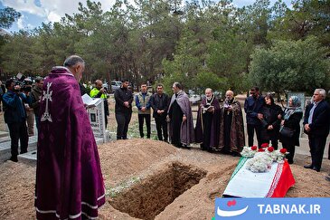 عکس: تشییع پیکر اولین شهید مسیحی جنگ رمضان - اصفهان