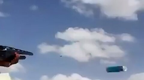 روش خنده دار کویتی‌ها برای شکار پهپادهای ایران