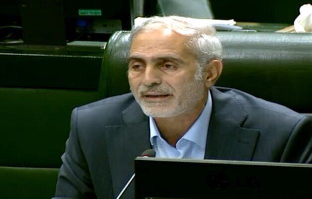 نماینده کرمانشاه: خاک کشور قتلگاه دشمن خواهد شد