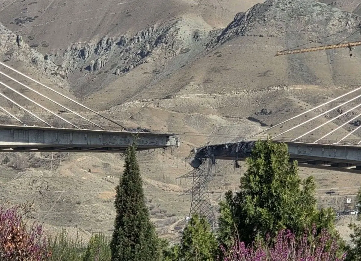 ۸ شهید و ۹۵ مجروح در پی حمله به پل B1 کرج