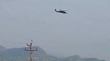 تصاویر دو هلی کوپتر بلک هاوک که مورد اصابت قرار گرفتند