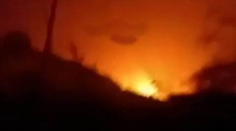 لحظه اصابت پهپاد به میدان نفتی البرزقان