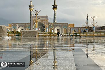 عکس: بارش باران بهاری در حرم مطهر رضوی