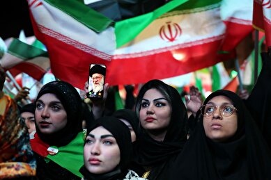 عکس: اتحاد مقدس، اجتماع مردمی در حمایت از رزمندگان اسلام