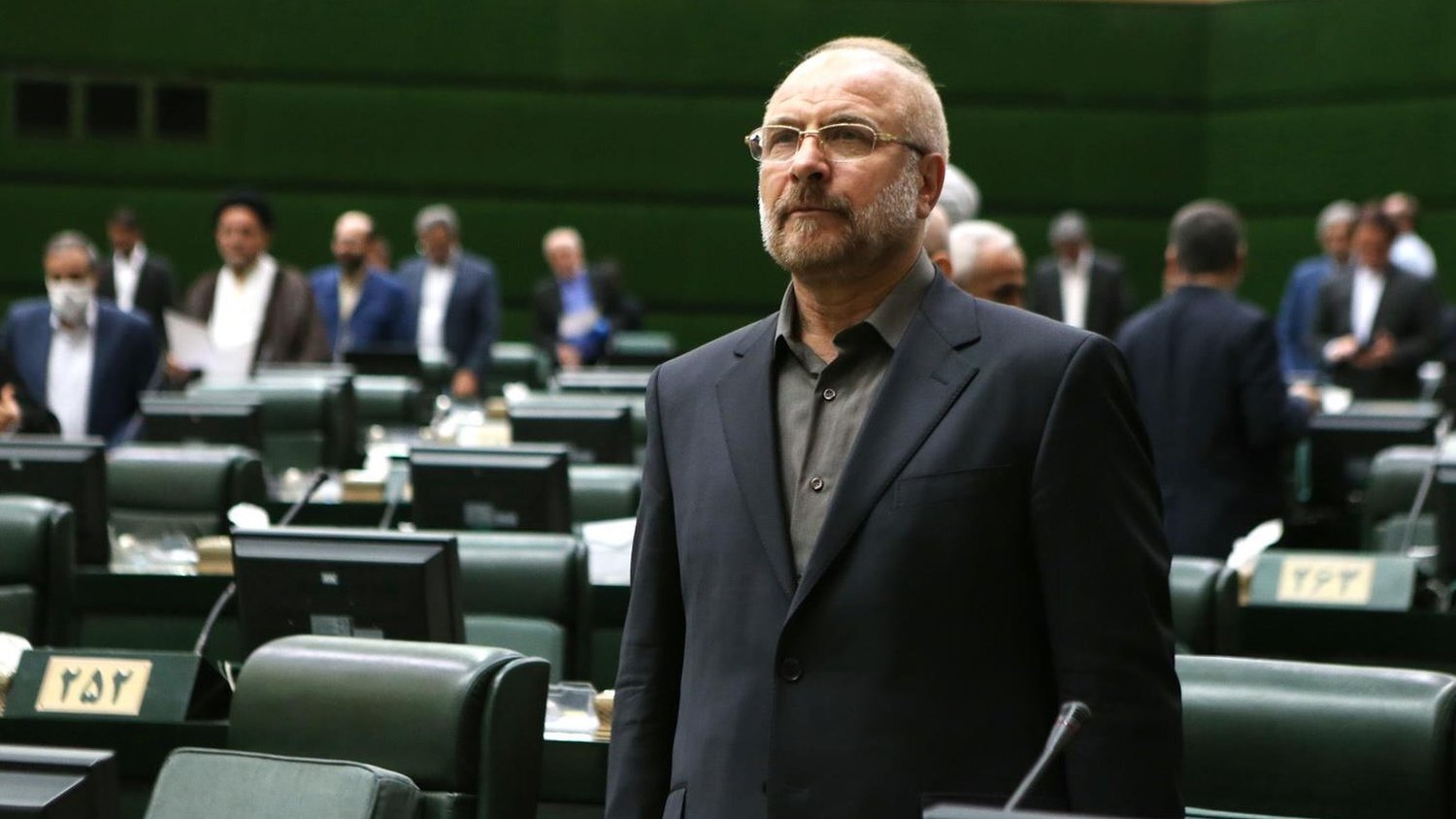 محمدباقر قالیباف، یک جانفدا برای ایران + عکس