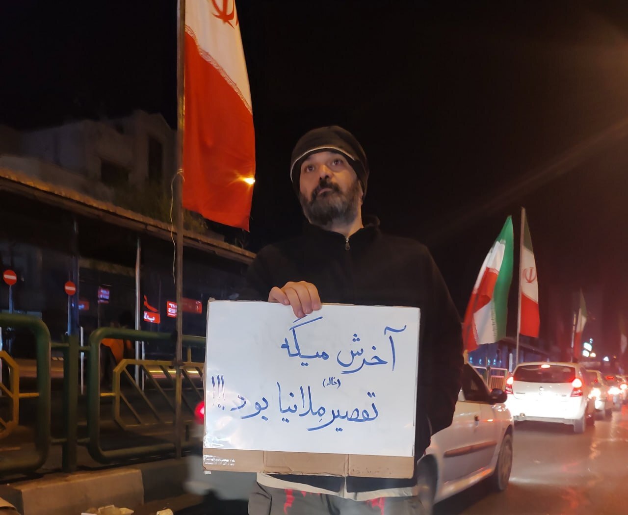 روز چهلم/عقب&zwnj;نشینی ترامپ: آتش&zwnj;بس اعلام می&zwnj;کنم/نیویورک تایمز: تمام تحریم&zwnj;ها رفع می&zwnj;شود/وعده صادق ۴ در موج صدم/بروزرسانی می شود