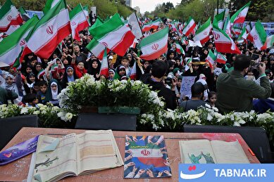 عکس: آیین چهلمین روز نوگلان دانش آموز میناب