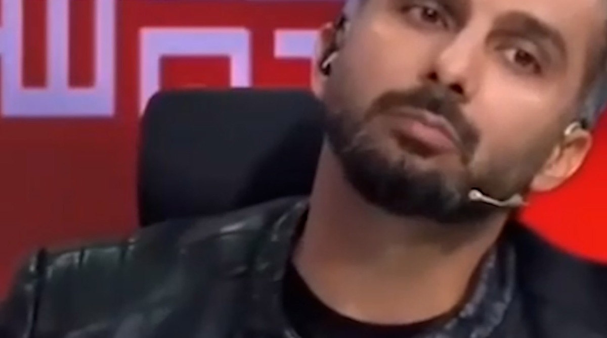 انتقاد تند میثاقی از بازیکنان تیم ملی: اصلاً از شیوه خواندن سرود ملی راضی نبودم