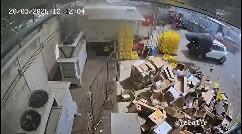 لحظه برخورد ترکش موشک با یک خودرو در اسرائیل