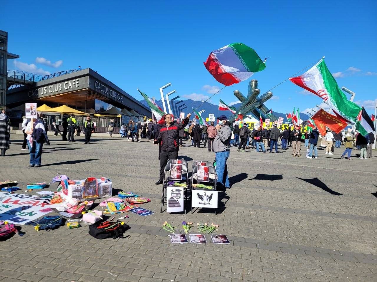 عکس | یادبود کودکان شهید میناب در مونترال و ونکوور کانادا