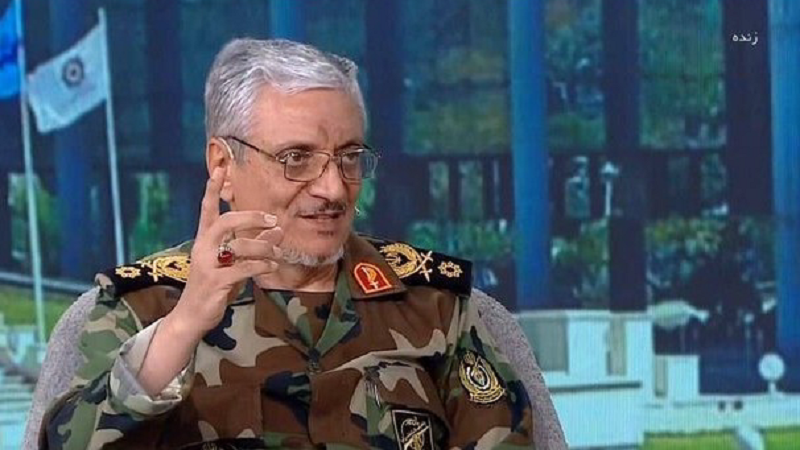 رزم ایران تا تسلیم کامل دشمن ادامه مییابد