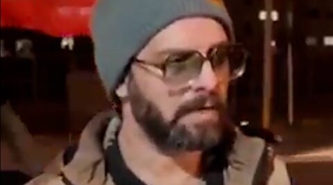 حرف‌های مجتبی شفیعی کمدین در تجمعات خیابانی