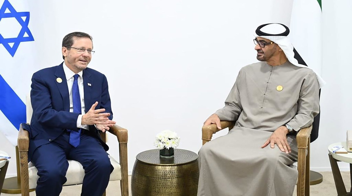 مقایسه امارات متحده و رژیم صدام حسین در تلویزیون