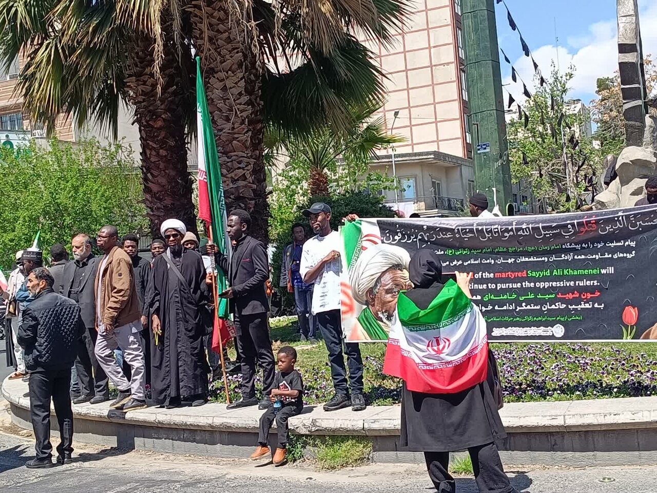 پیروان شیخ ابراهیم زکزاکی در مراسم راهپیمایی اربعین شهادت سید علی خامنه&zwnj;ای در تهران شرکت کردند