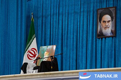 عکس: نماز جمعه تهران بیست و یکم فروردین ماه ۱۴۰۵