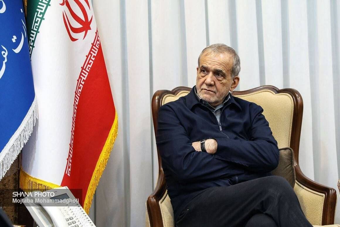 بازدید میدانی رئیس&zwnj;جمهور از وزارت نفت