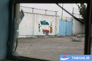 عکس: مدرسه شجره طیبه میناب سند آشکار جنایت آمریکا و اسرائیل