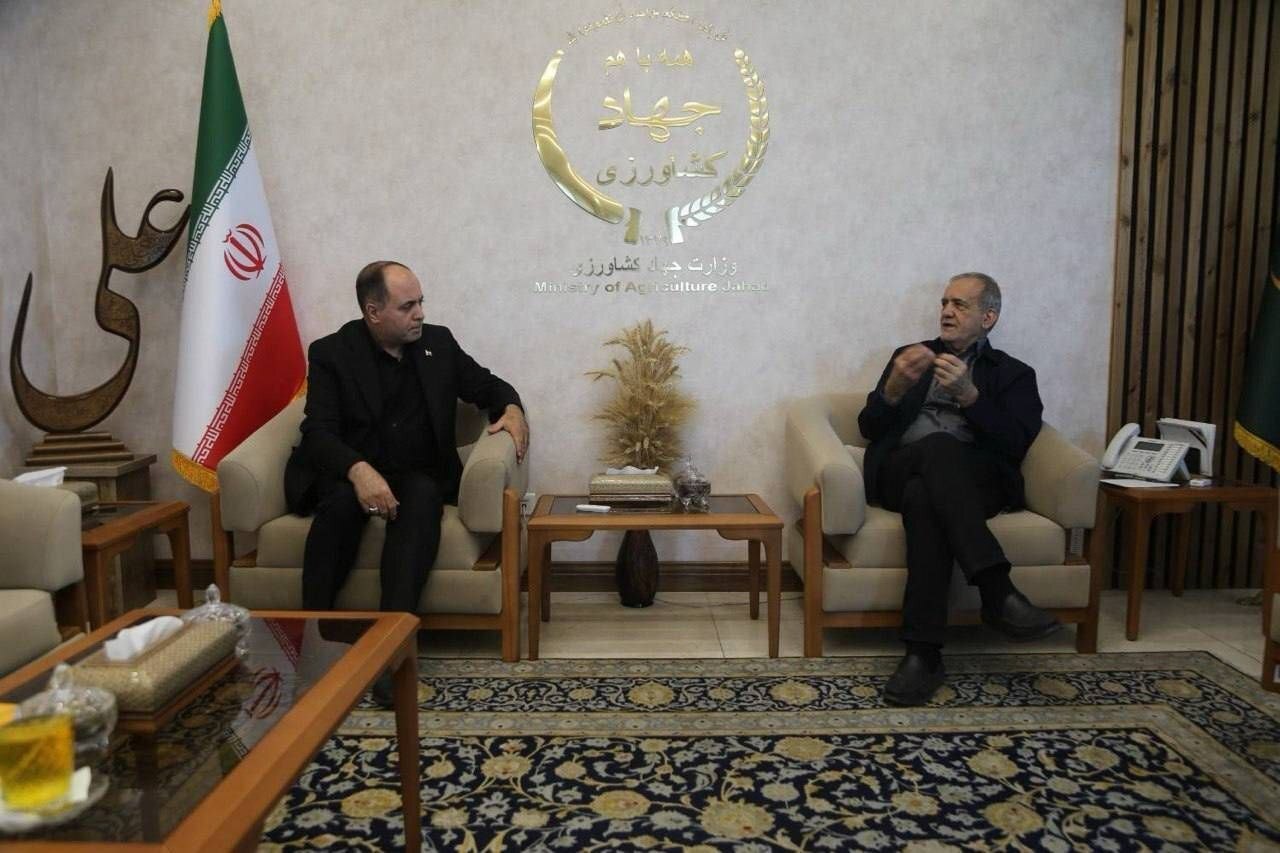 بازدید میدانی رئیس&zwnj;جمهور پزشکیان از وزارت جهاد کشاورزی