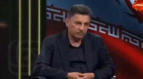 قلعه‌نویی: اجازه دهید سال نو و نوروز را تبریک نگویم