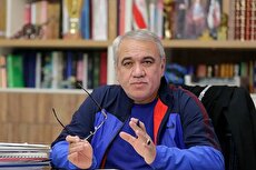 فتح‌الله‌زاده: آتش بس تمدید می‌شود، باید لیگ را برگزار کنیم/ تیم ملی سنگر جام جهانی را از دست ندهد/ روی رفاقت نمی‌گویم، قلعه‌نویی بهترین گزینه بود