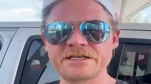 واکنش شگفت انگیز شهروند آمریکایی به بنزین گران