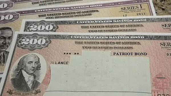 فرار متحدان آمریکا از بحران اقتصادی با ۲ راهکار عجیب