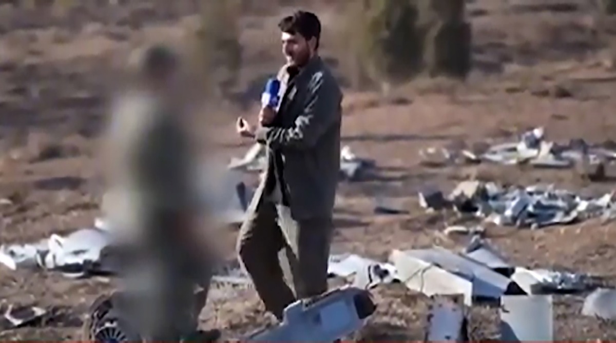 لحظه شکار موشک کروز آمریکا حین گزارش صداوسیما