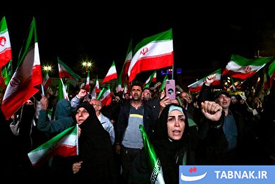 عکس: اتحاد مقدس، اجتماع عظیم سراسر کشور