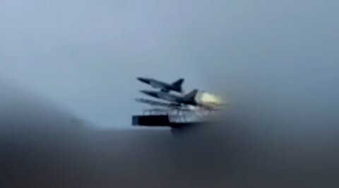 غرش پهپادهای ارتش به سمت پایگاه هوایی تل نوف اسرائیل