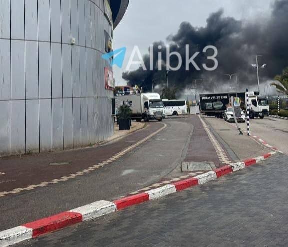 روز بیست و هفتم/ نبرد ایران با نیروهای متجاوز آمریکایی و اسرائیلی/ انفجارهای مهیب در عربستان و بحرین/ به&zwnj;روز رسانی می&zwnj;شود